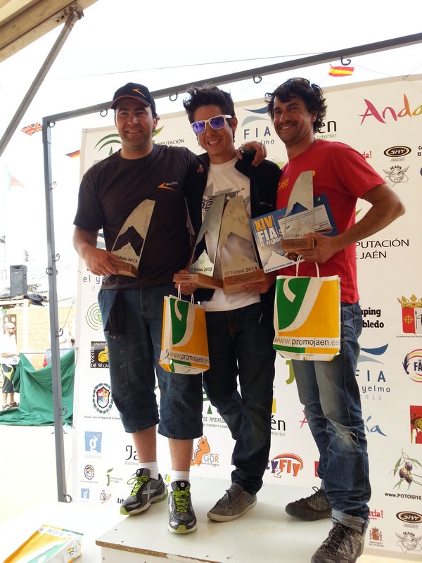 Los pilotos Navarros vuelan alto en la Liga Nacional de Parapente